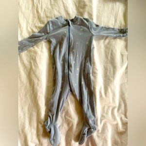 Little Earthling 6-9months onesie